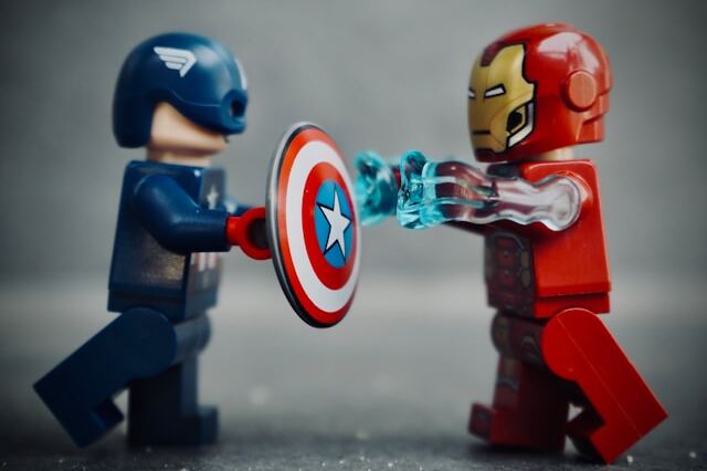 Lego Avengers ilustran el liderazgo autoritario